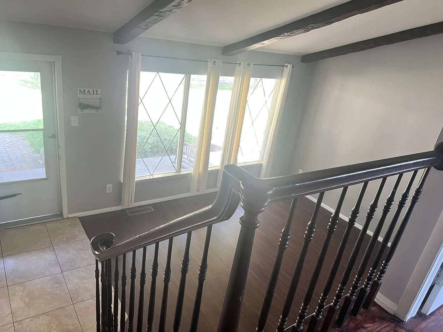 3 bed, 1770 sqft, $2,400 — Photo 2