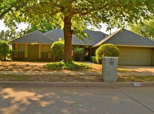 2620 Barry Switzer Ave, Norman, OK 73072