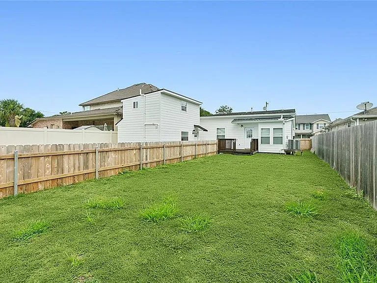 3832 Bauvais St — Photo 17