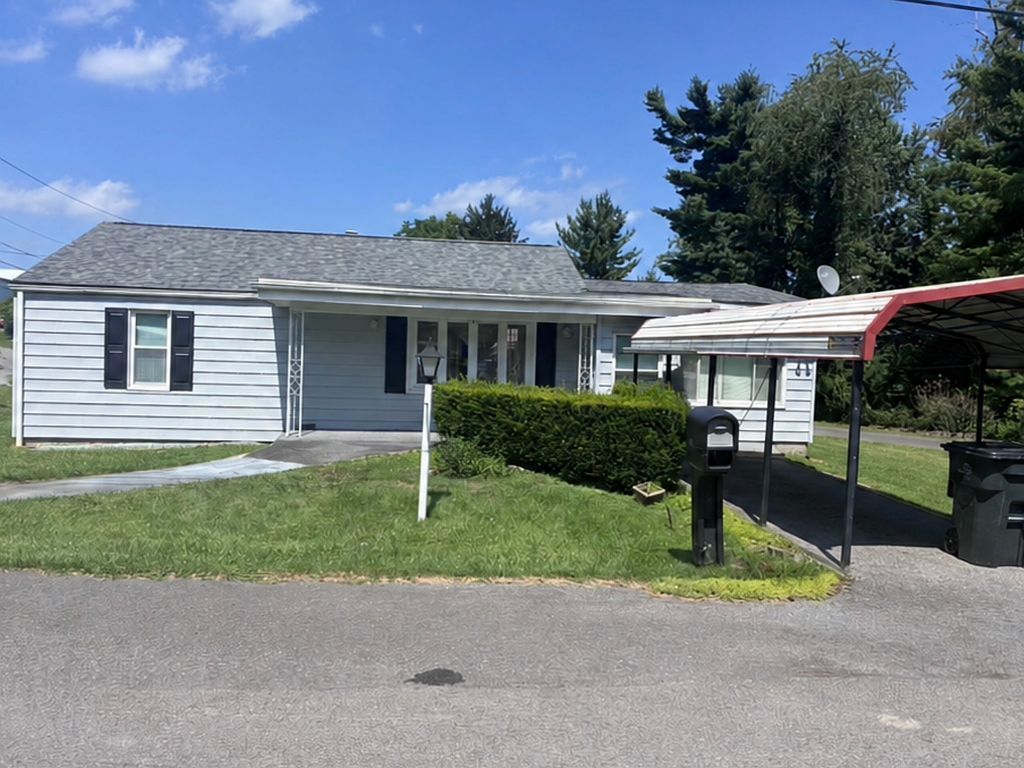 1126 Patton Dr - Property Image