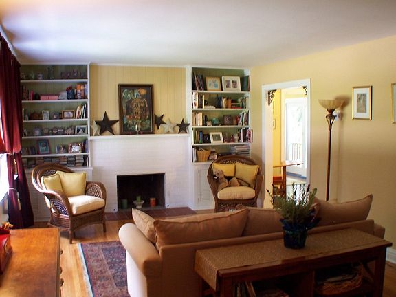 5th image of 33 Justamere Dr