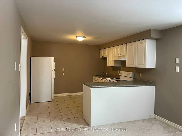 23 Loon Ave #LOWER — Photo 6