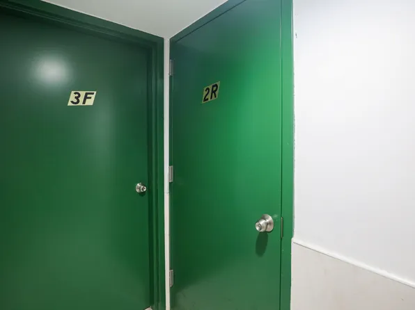 140 Avenue O image 16 of 19