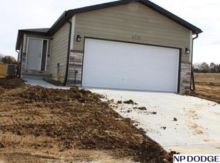 6330 Ambrosia Dr, Lincoln, NE 68521