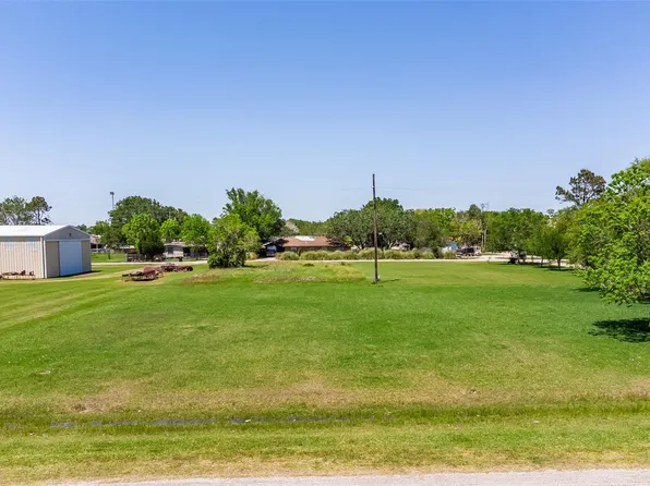 0 Beaumont St, Anahuac, TX 77514
