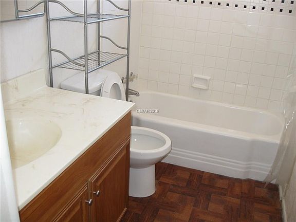 4th image of 1635 Serenada Ave #0