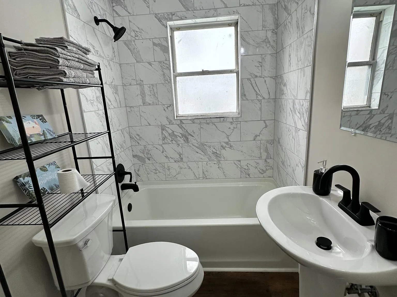 2720 Chesterfield Ave — Photo 3