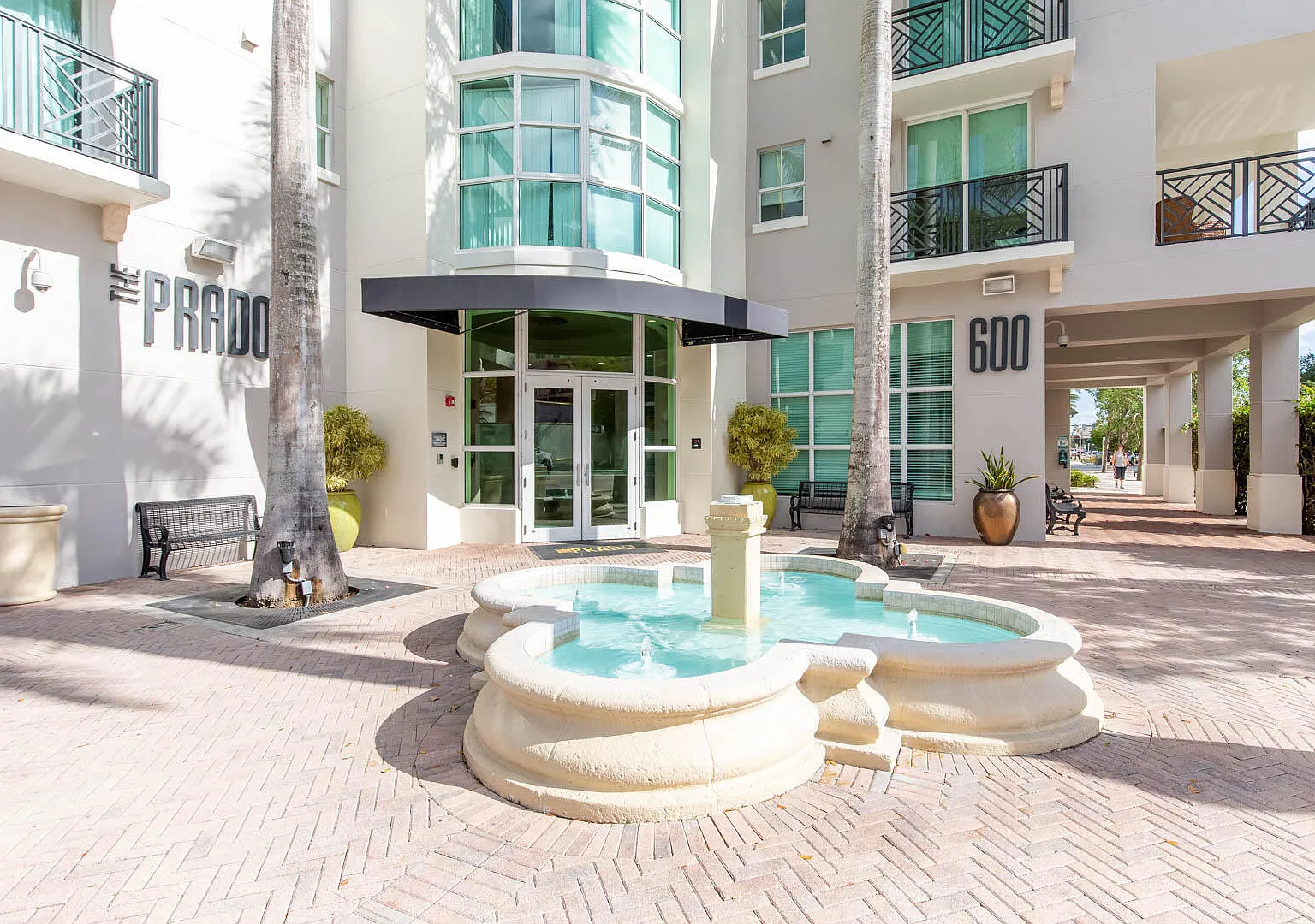 2 bed, 2.0 bath, 1201 sqft, $2,900 — Photo 2