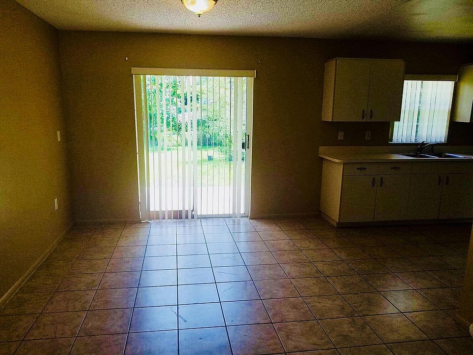 2nd image of 423 Barbara Jenkins St