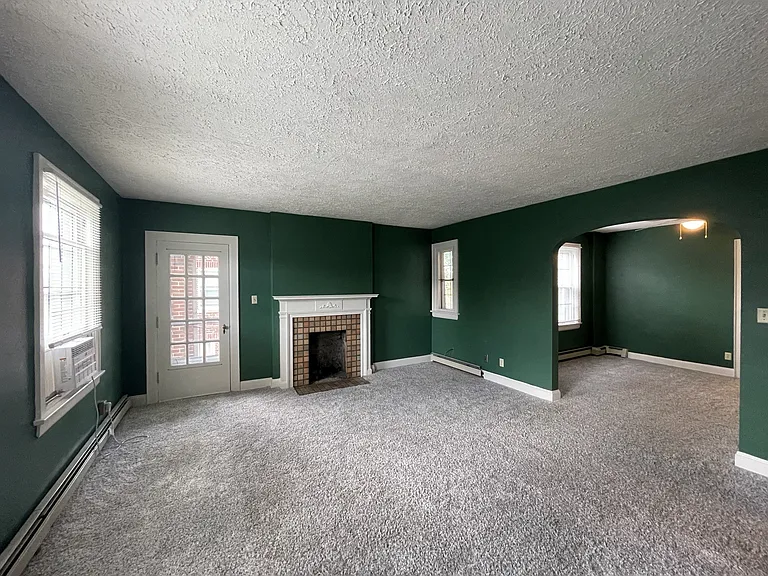 1651 Wyandotte Rd #A — Photo 2