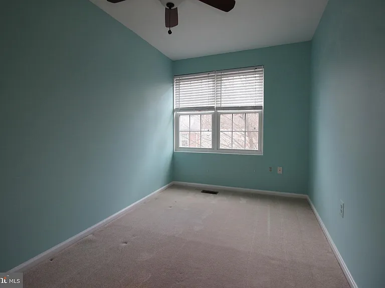 10148 Reprise Dr — Photo 20