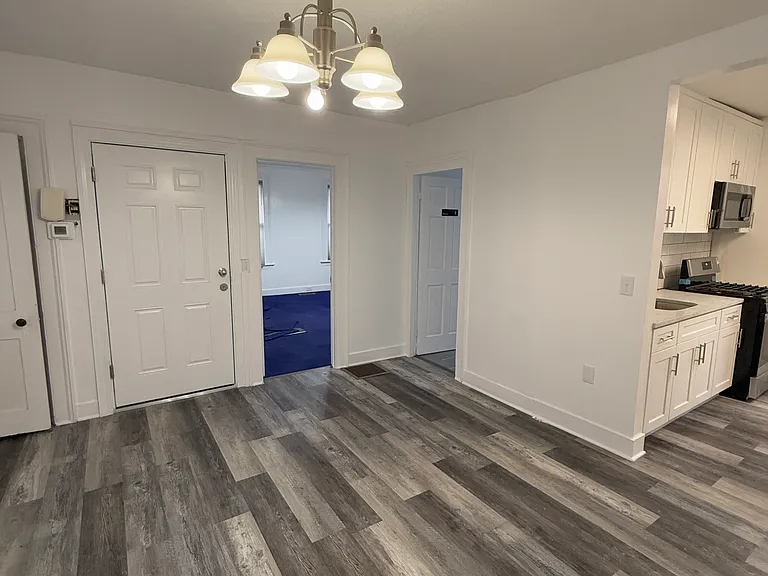 72 Cedar St #1 — Photo 2