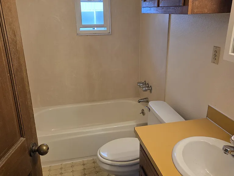 2339 Boylston Ave E #4 — Photo 8