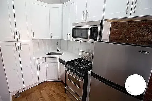 1076 Dean St #6 Photo 1 1076 Dean St #6 Photo 1