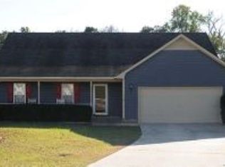 113 Kensington Ct, Raeford, NC 28376