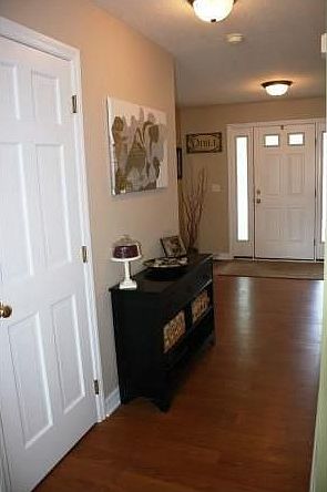 Gorgeous and open Foyer area