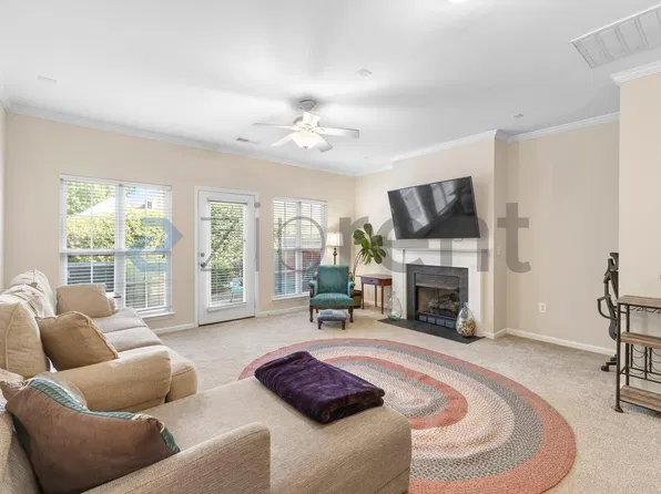 530 Jetton St, Davidson, NC 28036
