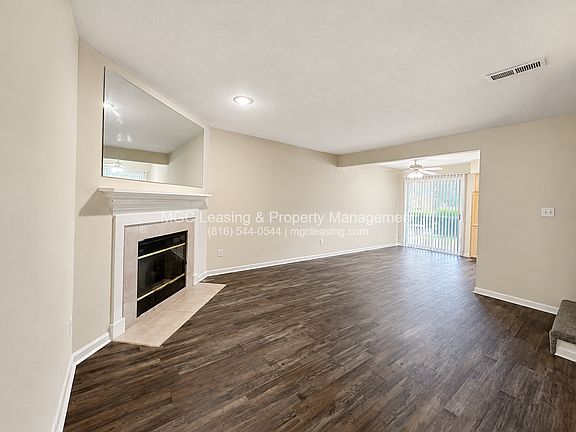 4th image of 1845 NE Knollbrook St
