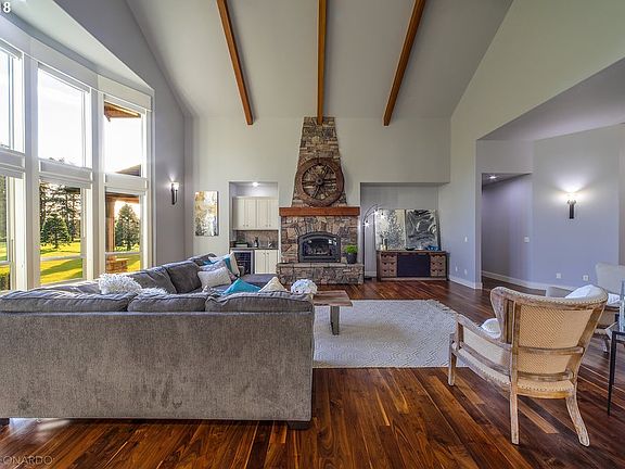 4th image of 18501 NE 80th Ct