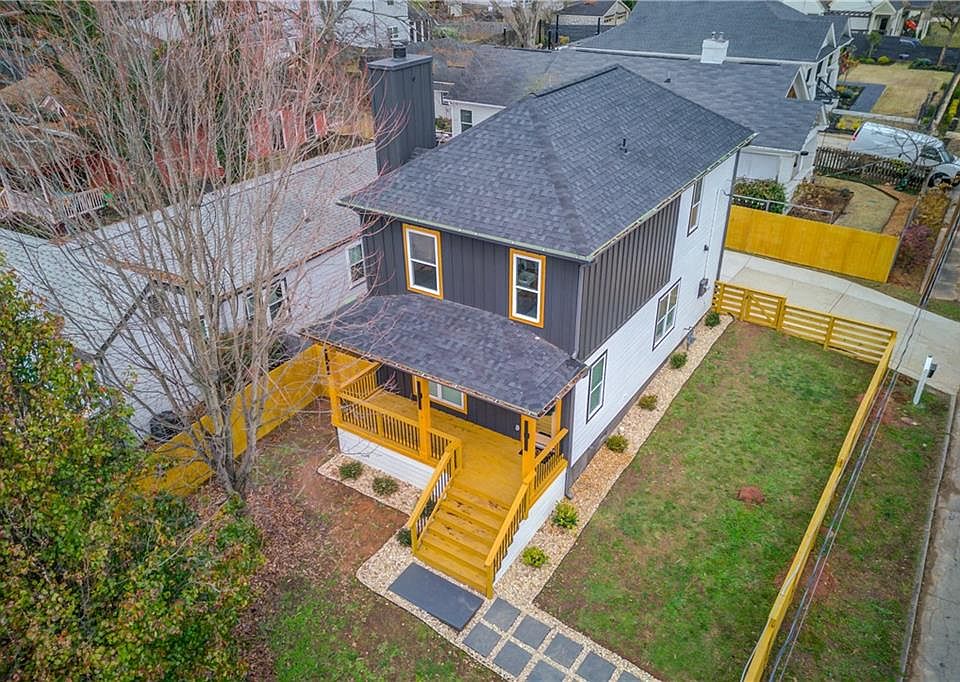 1st image of 1902 Memorial Dr SE