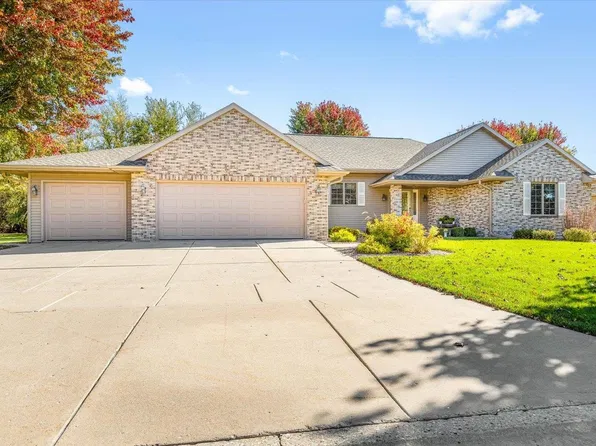 4462 Ashberry Dr, Milton, WI 53563