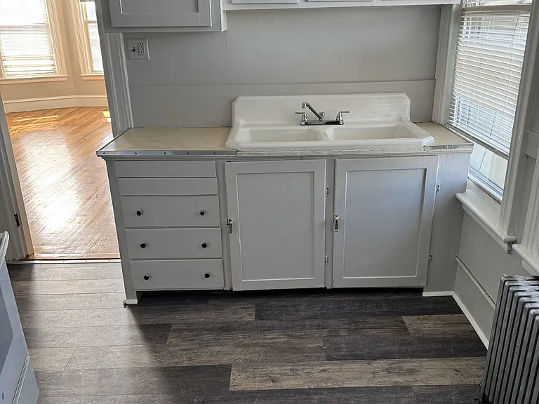 78 Washington Ave #8 — Photo 2
