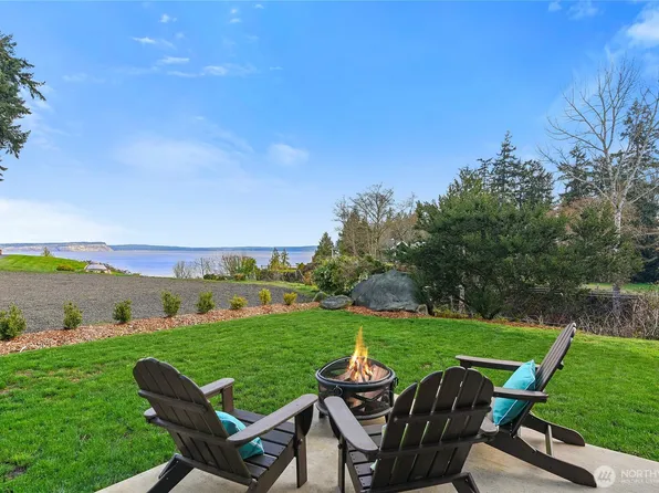 7618 NE Zachariasen Court, Hansville, WA 98340