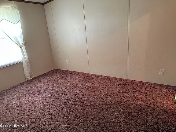 2nd image of 80 Lancaster Farm Road