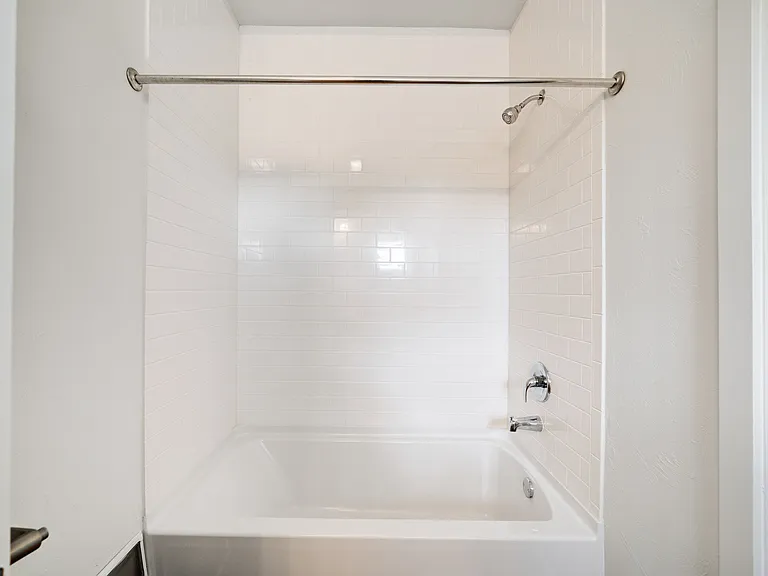 Avion Apartment Homes — Photo 13