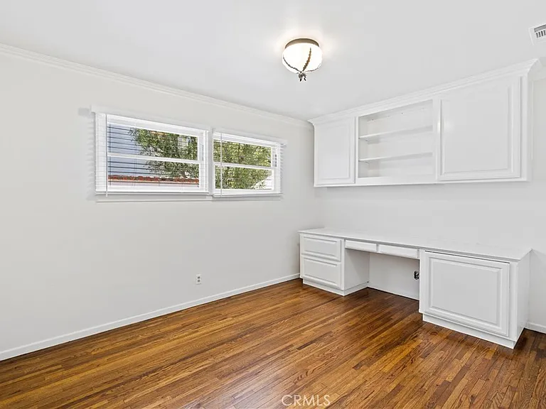 508 Redlands Ave — Photo 17