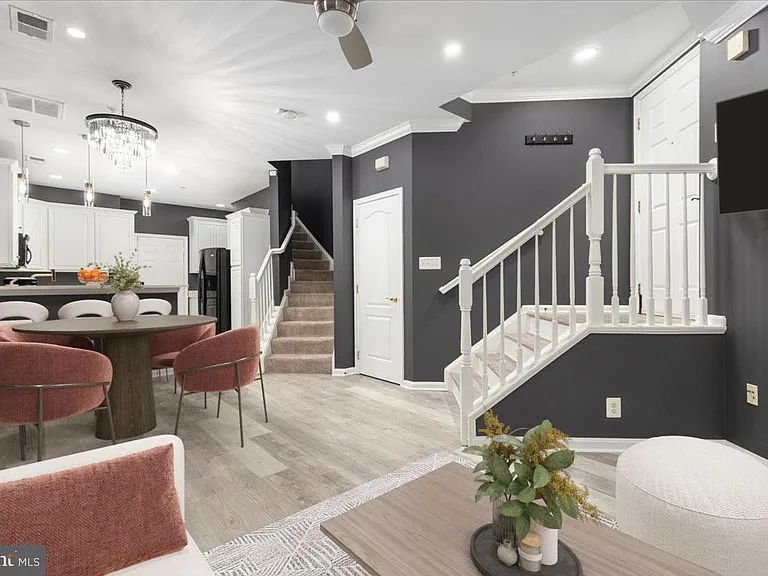 7158 Little Thames Dr #185 — Photo 5