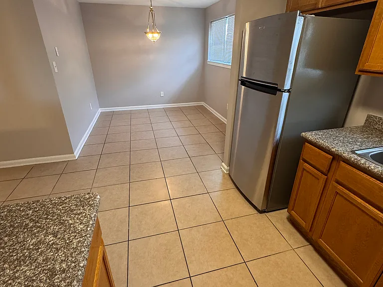 3221 Golden Dr #D — Photo 8