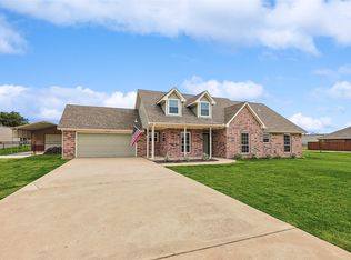 10379 Pheasant Run, Justin, TX 76247