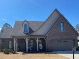 2990 Mill Lakes Rdg, Opelika, AL 36801