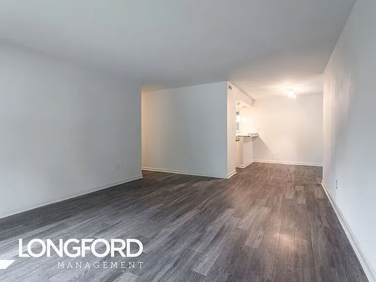 Sonoma Woods Apartments — Photo 23