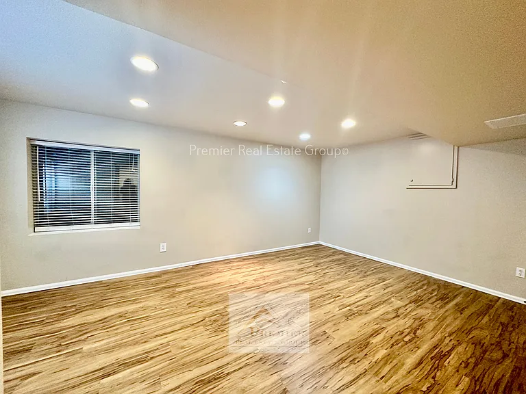 4394 Gunbarrel Dr — Photo 6