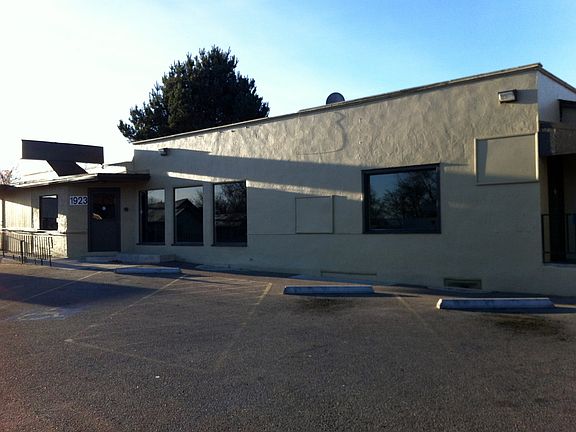 4th image of 1923 2nd St S