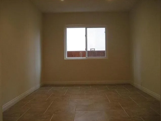 2383 Geranium St — Photo 10
