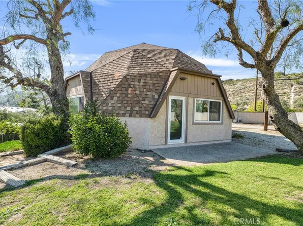 21806 Mayan Dr, Chatsworth, CA 91311