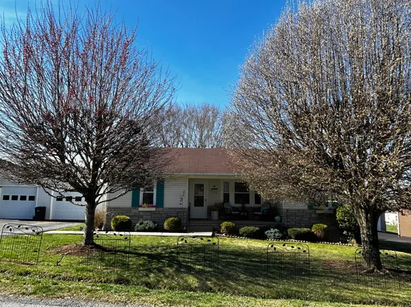 276 Goheen St, Lewisburg, WV 24901