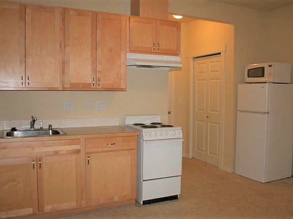 2nd image of 7870 148th Ct NE #1