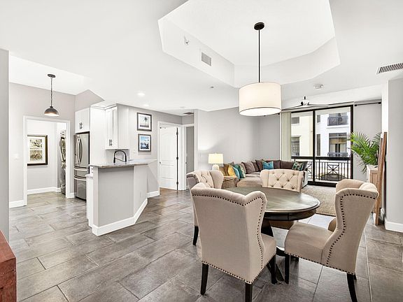 4th image of 801 S Olive Avenue #614