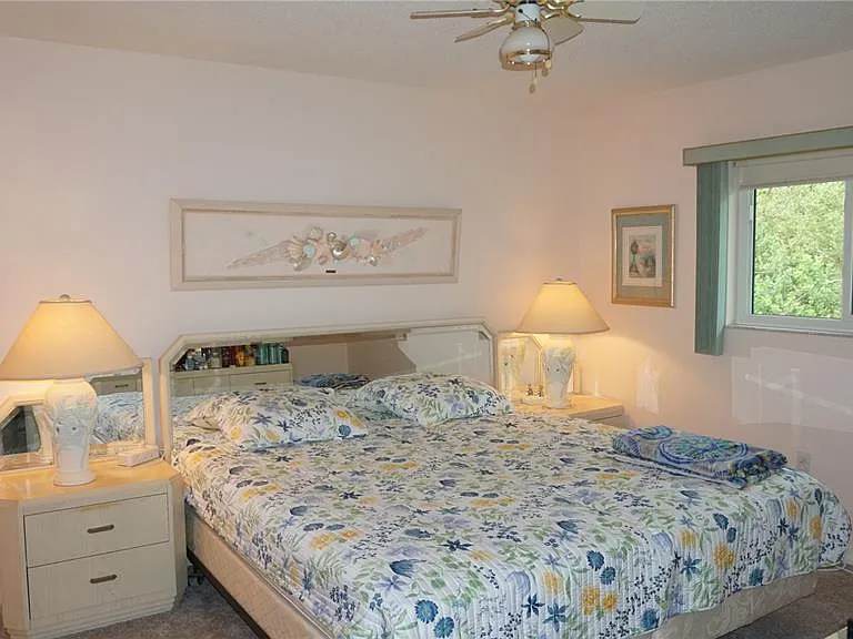 7616 Danube Dr — Photo 9