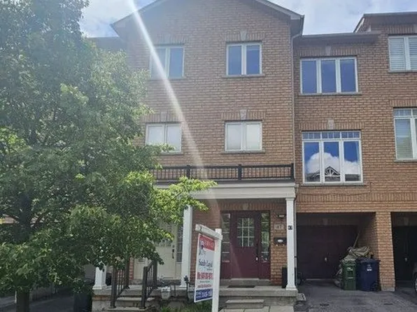 47 Curran Hall Cres, Toronto, ON M1G 0A1