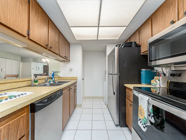 450 S Gulfview Blvd #807S — Photo 12