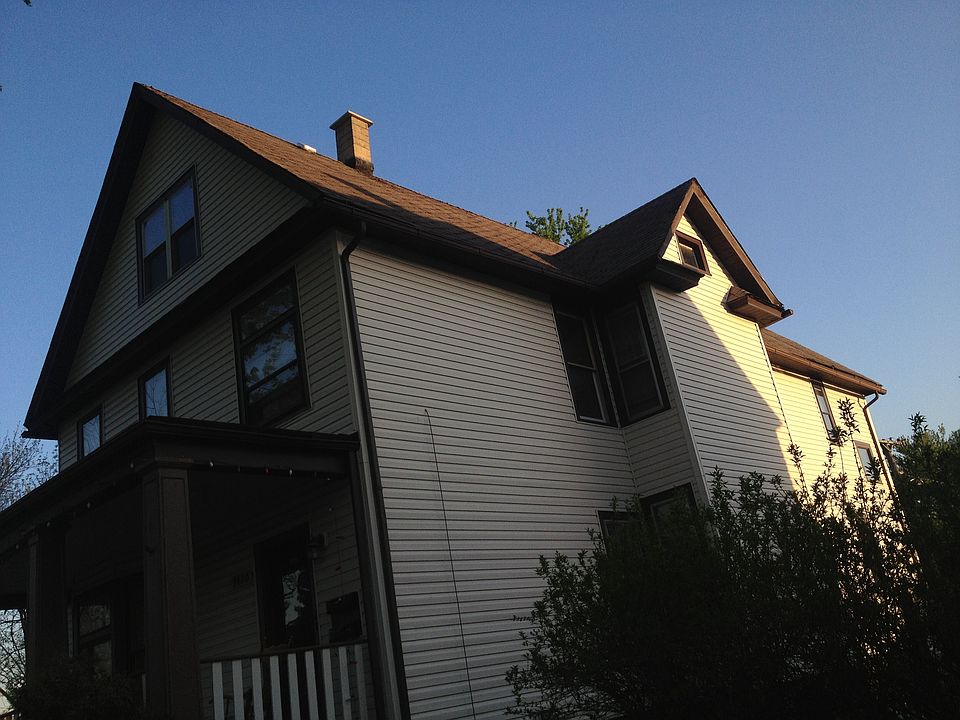 2nd image of 3420 Grand Blvd