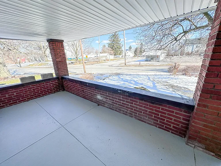 4582 Turney Rd #B — Photo 3