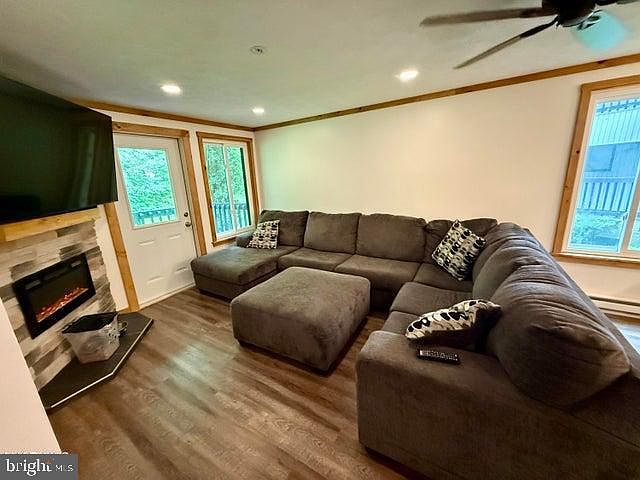 1st image of 143 E Valley Point Ln #1128