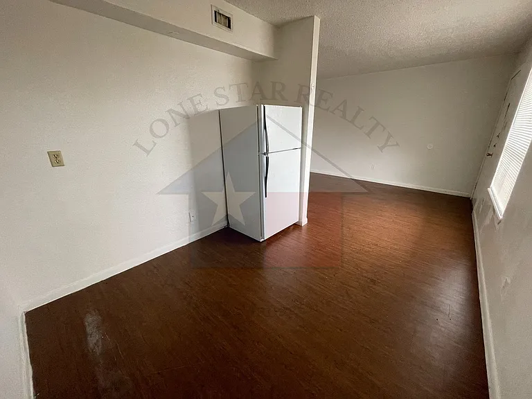 3107 Atkinson Ave — Photo 26