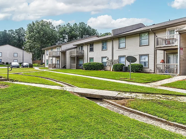 Flint River Apartment Homes — Photo 19